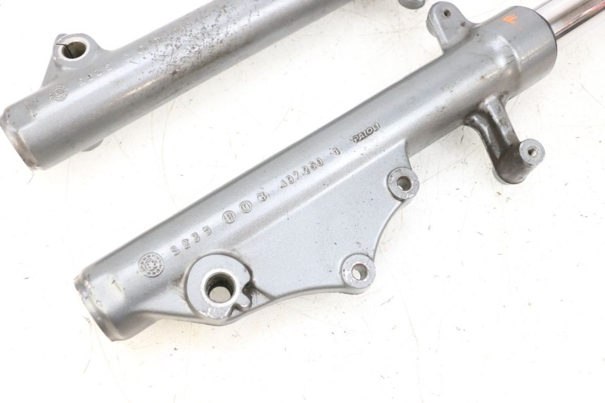 photo de GABELROHR YAMAHA XMAX X-MAX 125 (2006 - 2009) - Oberflächenzustand und Material