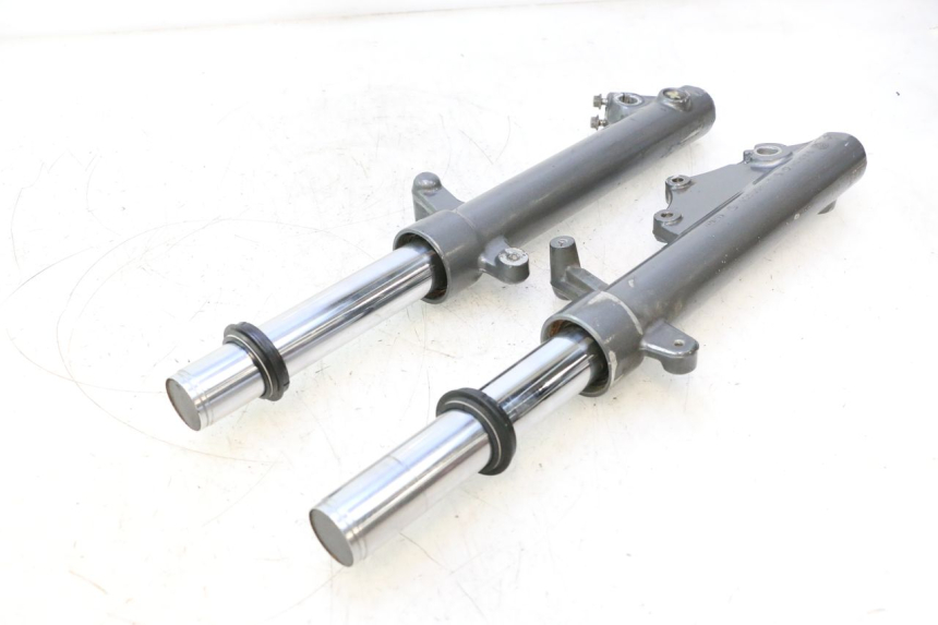 photo de GABELROHR YAMAHA XMAX X-MAX 125 (2006 - 2009) - Oberflächenzustand und Material