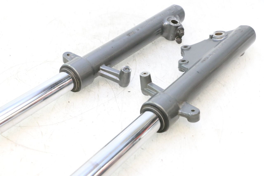 photo de GABELROHR YAMAHA XMAX X-MAX 125 (2006 - 2009) - Oberflächenzustand und Material
