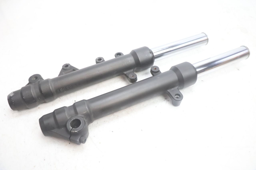 photo de STANDROHR YAMAHA X-MAX XMAX 125 (2010 - 2013) - Details der Befestigungspunkte