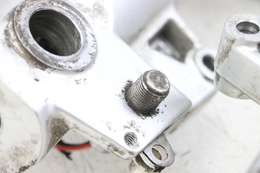 photo de STANDROHR KYMCO XCITING 250 (2006 - 2009) - Charakteristische Merkmale