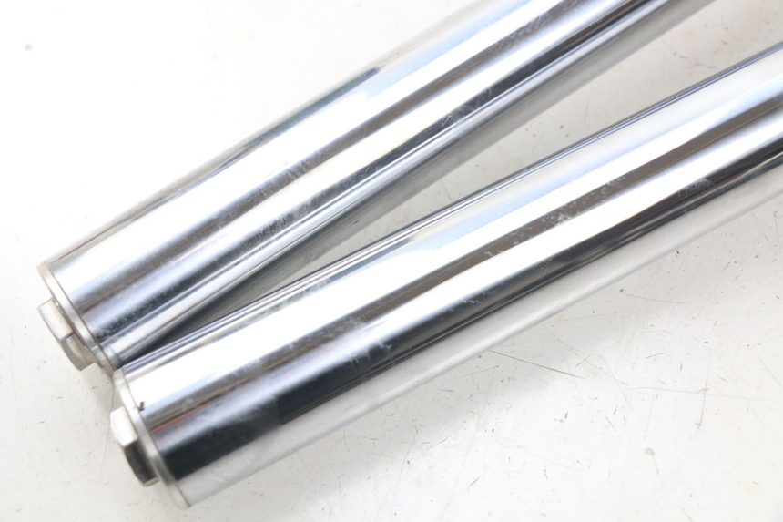 photo de STANDROHR YAMAHA XP T-MAX TMAX 500 (2008 - 2012) - Oberflächenzustand und Material