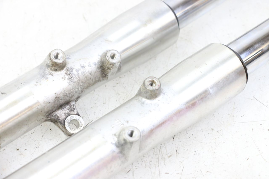 photo de STANDROHR YAMAHA XVS DRAG STAR DRAGSTAR 650 (1997 - 2007) - Details der Befestigungspunkte