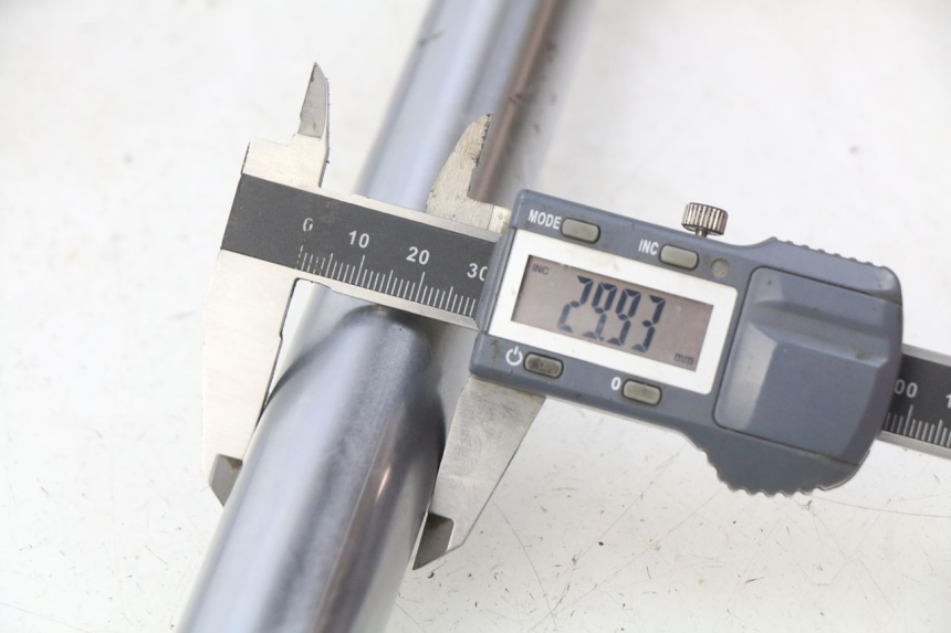 photo de GABELROHR YAMAHA YZ 80 (1982 - 1983) - Detailansicht des Bauteils