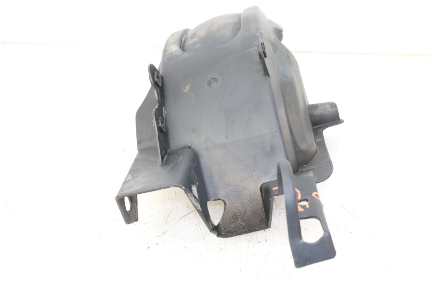 photo de KOTFLÜGEL HINTEN BMW C1 125 (2000 - 2003) - Oberflächenzustand und Material