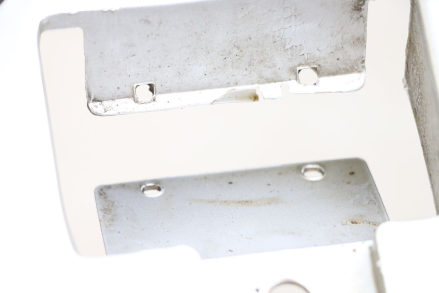 photo de KOTFLÜGEL HINTEN APRILIA CLASSIC 125 (1995 - 2001) - Detailansicht des Bauteils