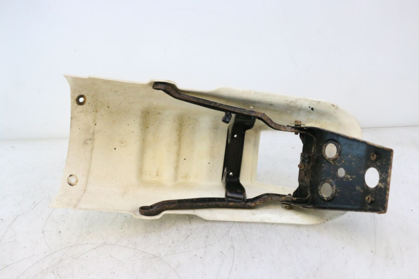 photo de KOTFLÜGEL HINTEN SUZUKI DR S 600 (1985 - 1989) - Gesamtansicht des Produkts