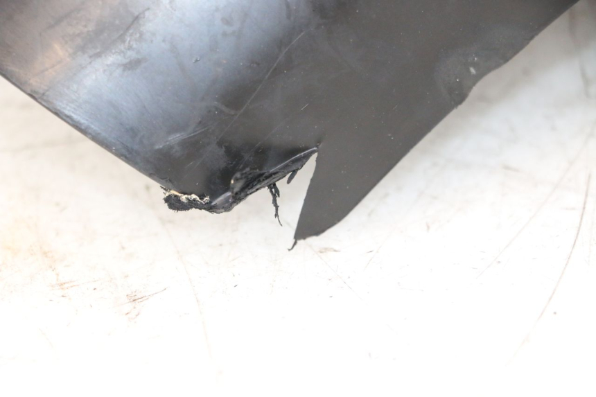 photo de KOTFLÜGEL HINTEN CF MOTO E-CHARM 125 (2005 - 2008) - Oberflächenzustand und Material