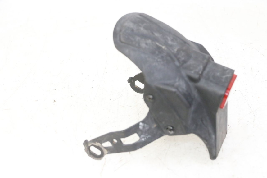 photo de KOTFLÜGEL HINTEN KUKIRIN G2 MASTER 1 - Details der Befestigungspunkte