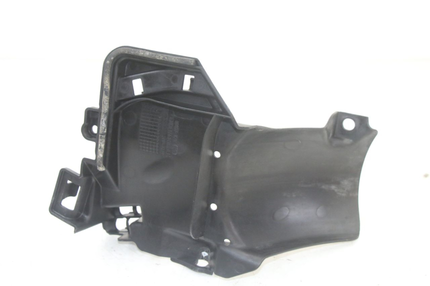 photo de KOTFLÜGEL HINTEN HONDA PCX (JF57/JF64) 125 (2014 - 2018) - Details der Befestigungspunkte