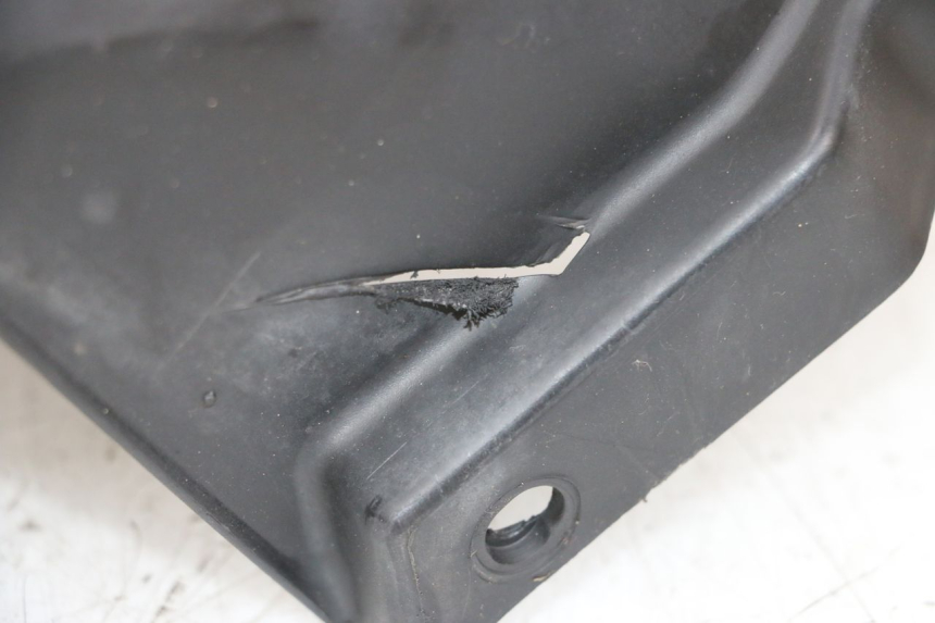 photo de HINTERER KOTFLüGEL PEUGEOT KISBEE 4T 50 (2018 - 2022) - Details der Befestigungspunkte