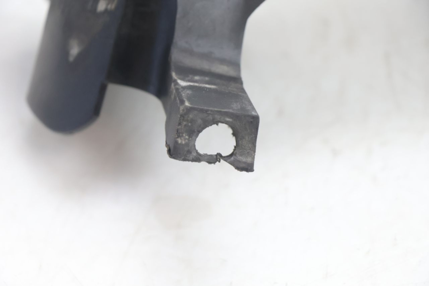 photo de KOTFLÜGEL HINTEN PEUGEOT LUDIX ONE 50 (2004 - 2006) - Detailansicht des Bauteils