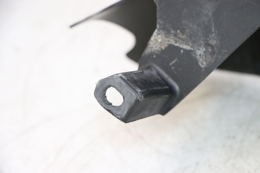 photo de KOTFLÜGEL HINTEN PEUGEOT LUDIX SNAKE 2T 50 (2004 - 2014) - Details der Befestigungspunkte