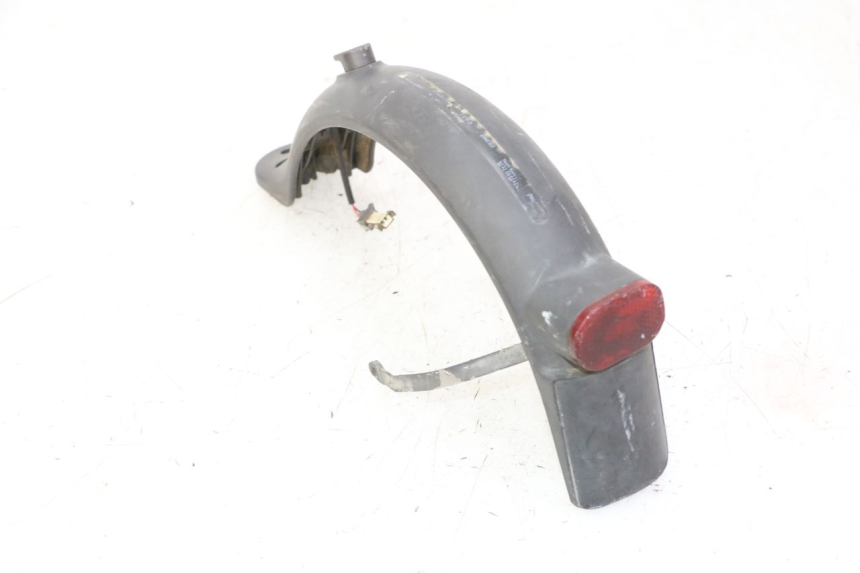 photo de KOTFLÜGEL HINTEN XIAOMI MI PRO 2 1 - Details der Befestigungspunkte