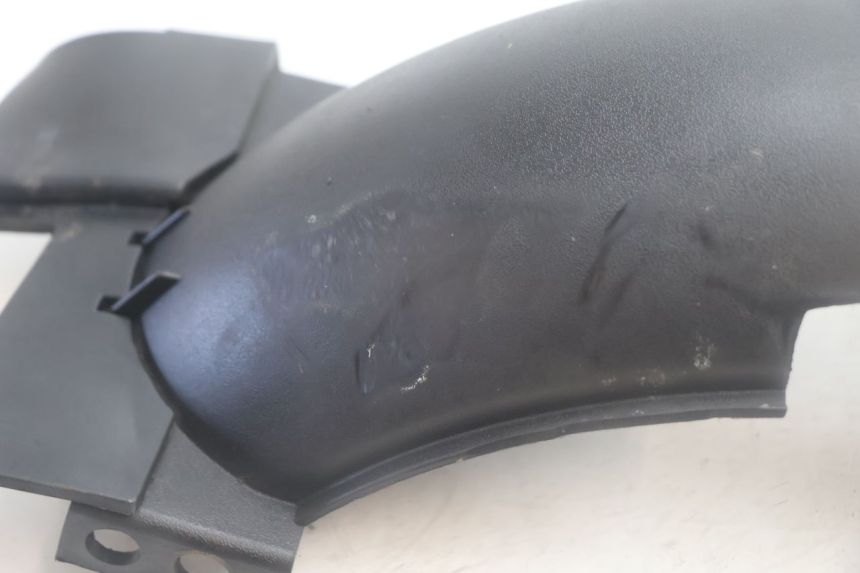 photo de KOTFLÜGEL HINTEN SYM MIO 50 (2005 - 2010) - Zoom auf Gebrauchszustand