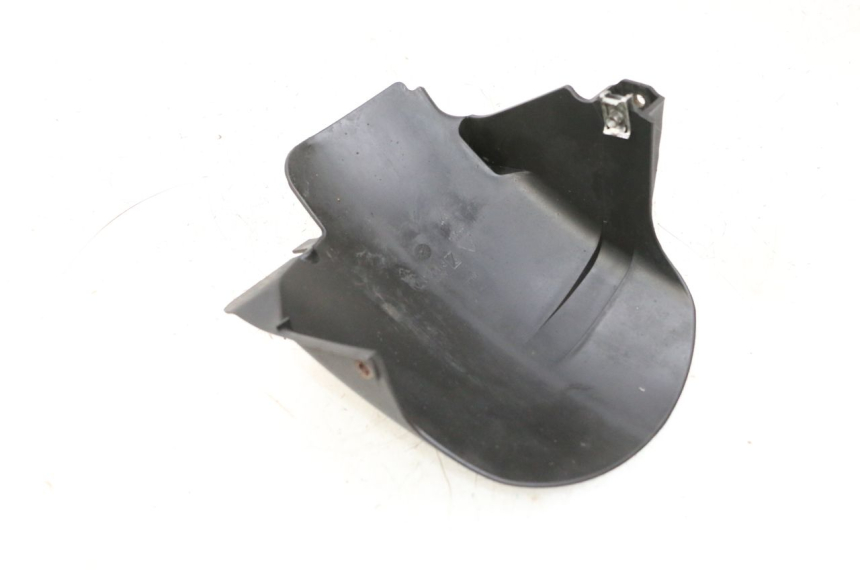 photo de KOTFLÜGEL HINTEN PIAGGIO MP3 HPE 300 (2019 - 2026) - Zoom auf Gebrauchszustand