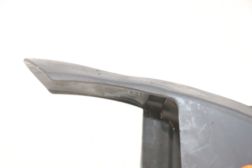 photo de KOTFLÜGEL HINTEN GILERA NEXUS 125 (2009 - 2013) - Detailansicht des Bauteils