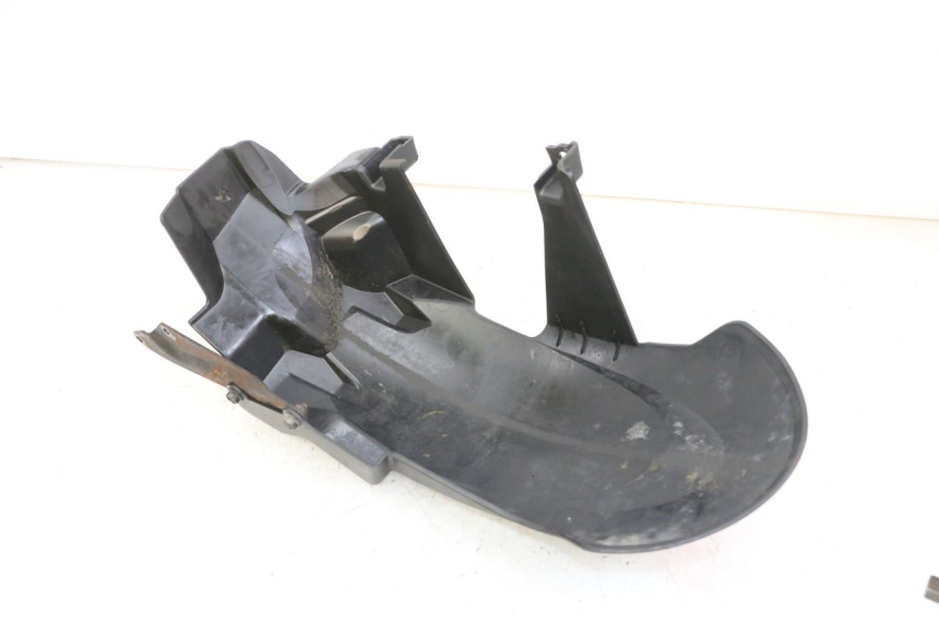 photo de KOTFLÜGEL HINTEN PEUGEOT STREETZONE I 2T 50 (2018 - 2020) - Zoom auf Gebrauchszustand