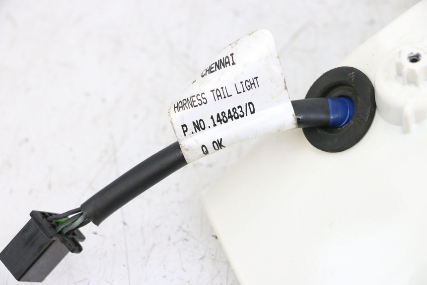 photo de KOTFLÜGEL HINTEN ROYAL ENFIELD CONTINENTAL GT 650 (2019 - 2024) - Alternative Perspektive