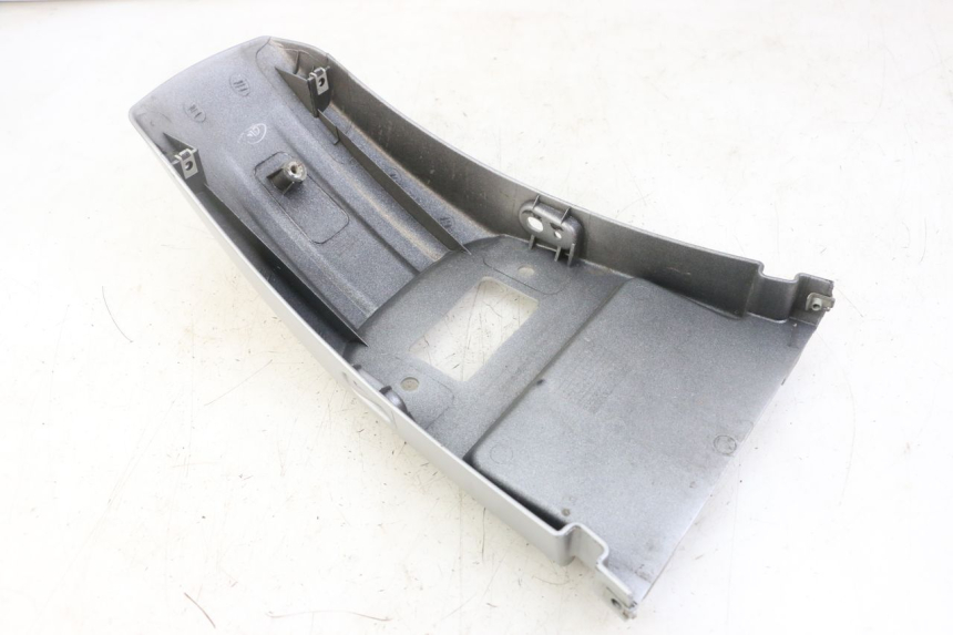 photo de KOTFLÜGEL HINTEN ROYAL ENFIELD HYMALAYAN 410 (2016 - 2023) - Zoom auf Gebrauchszustand