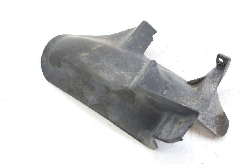 photo de HINTERER KOTFLüGEL APRILIA SCARABEO 100 (2003 - 2012) - Details der Befestigungspunkte