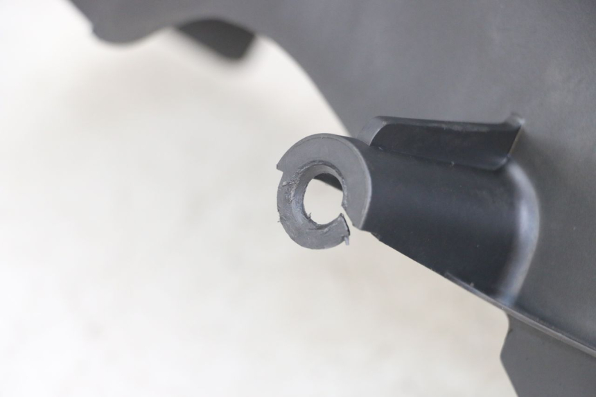 photo de HINTERER KOTFLüGEL YAMAHA XMAX X-MAX 125 (2006 - 2009) - Technische Nahaufnahme