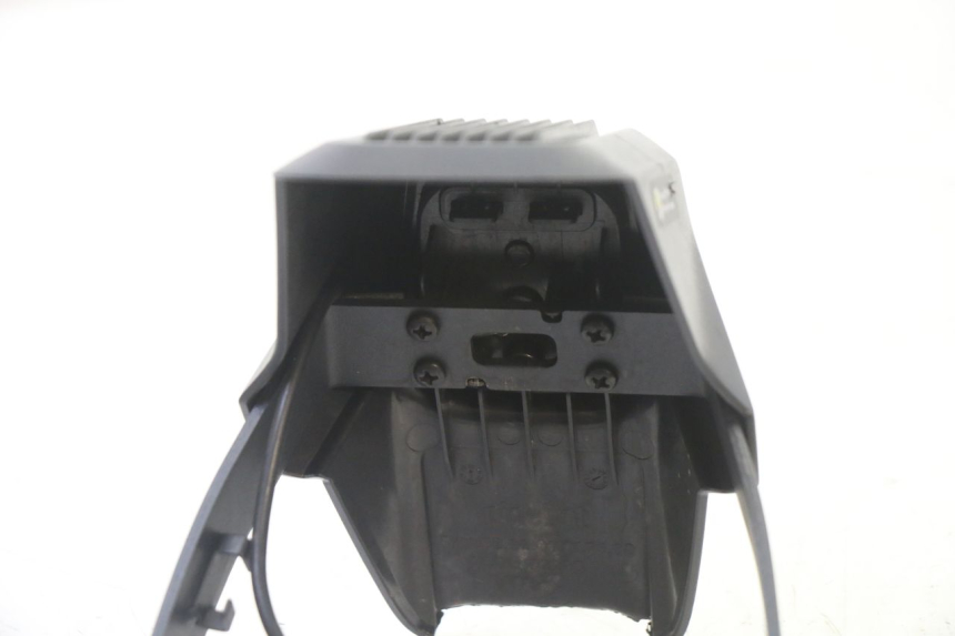 photo de KOTFLÜGEL HINTEN SEGWAY NINEBOT ZT3 PRO 1 - Oberflächenzustand und Material