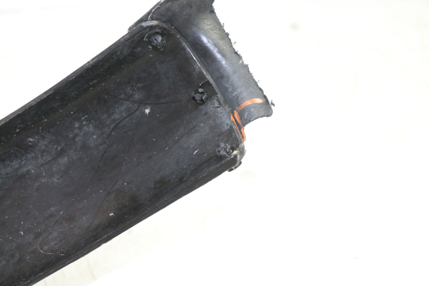 photo de KOTFLÜGEL VORNE PEUGEOT 103 SPX CLIP 50 (1989 - 1992) - Kennzeichnungen und Originalreferenzen