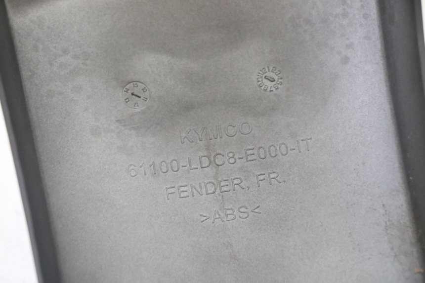 photo de VORDERRADKOTFLüGEL KYMCO AGILITY 4T 50 (2005 - 2018) - Kennzeichnungen und Originalreferenzen