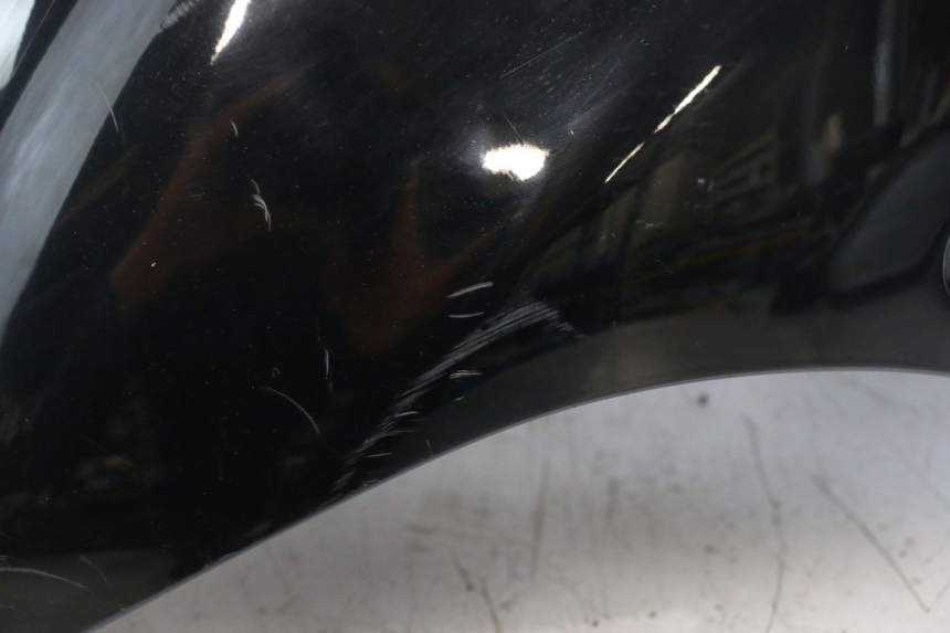 photo de KOTFLÜGEL VORNE SUZUKI BURGMAN EXECUTIVE ABS 650 (2006 - 2012) - Zoom auf Gebrauchszustand