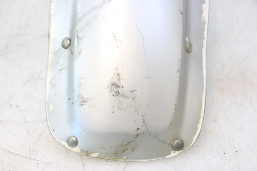 photo de KOTFLÜGEL VORNE SUZUKI DR S 600 (1985 - 1989) - Details der Befestigungspunkte