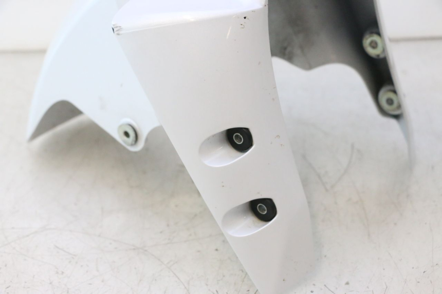 photo de KOTFLÜGEL VORNE YAMAHA FZ8 800 (2010 - 2016) - Detailansicht des Bauteils