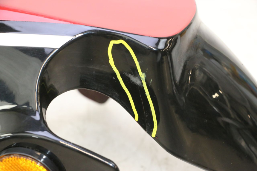 photo de KOTFLÜGEL VORNE VASTRO GP 2T 50 (2013 - 2017) - Kennzeichnungen und Originalreferenzen