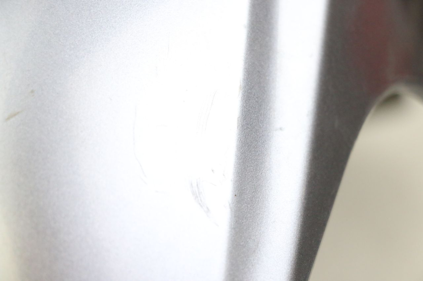 photo de KOTFLÜGEL VORNE SYM JOYMAX 125 (2010 - 2017) - Detailansicht des Bauteils
