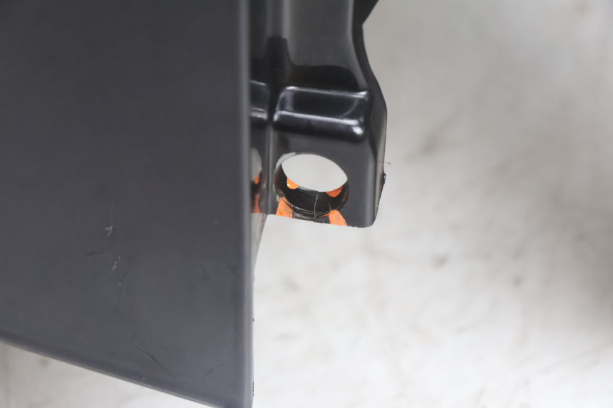 photo de VORDERRADKOTFLüGEL PEUGEOT KISBEE 4T 50 (2010 - 2017) - Oberflächenzustand und Material
