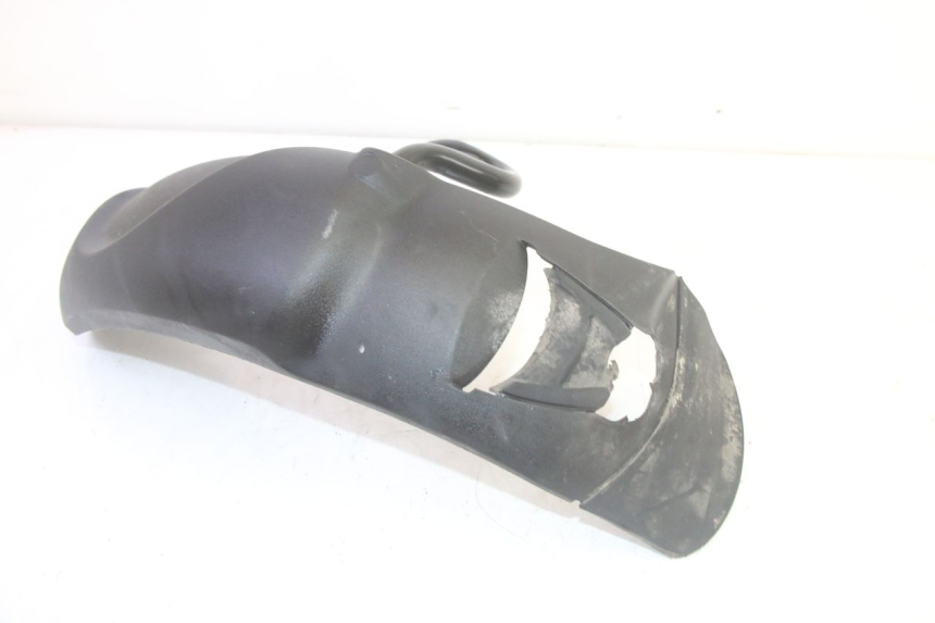 photo de KOTFLÜGEL VORNE PIAGGIO MP3 HPE 350 (2018 - 2020) - Details der Befestigungspunkte