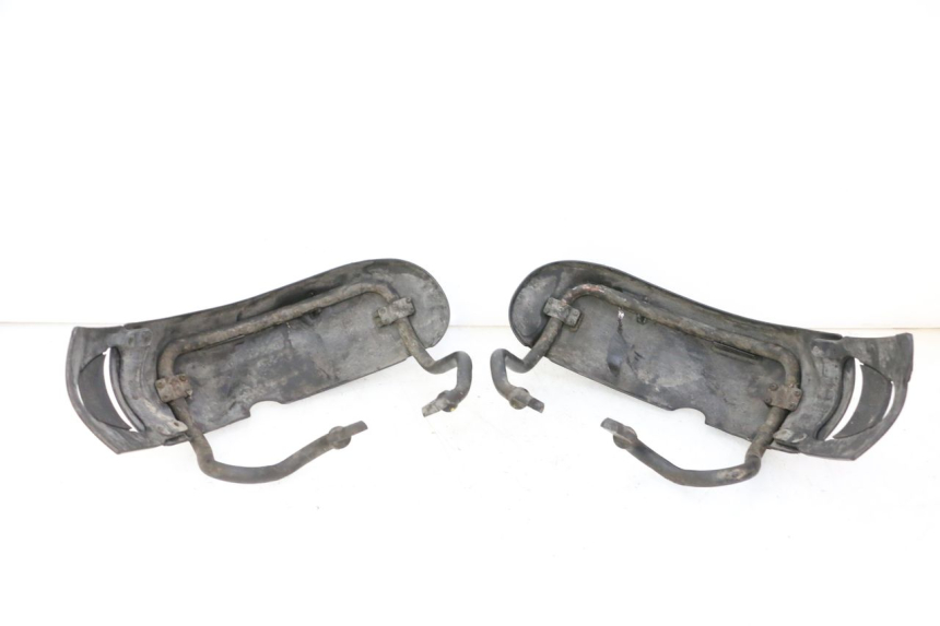 photo de KOTFLÜGEL VORNE PIAGGIO MP3 LT 300 (2010 - 2016) - Oberflächenzustand und Material