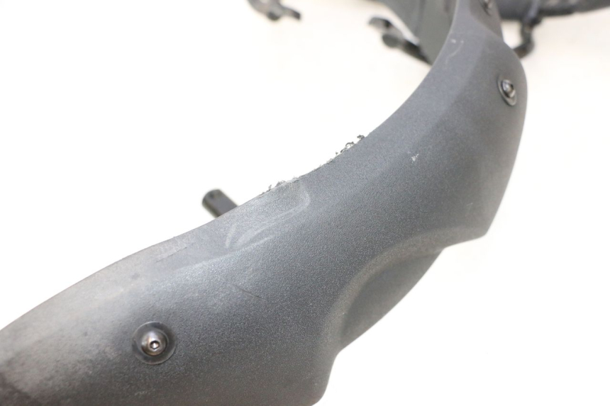 photo de KOTFLÜGEL VORNE PIAGGIO MP3 LT 300 (2010 - 2016) - Technische Nahaufnahme