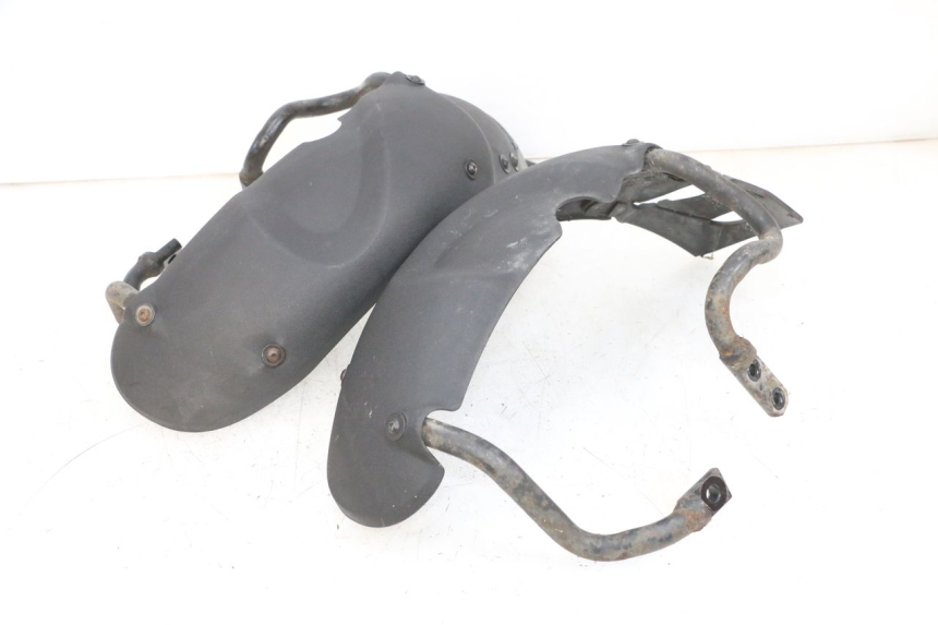 photo de VORDERRADKOTFLüGEL PIAGGIO MP3 RL 250 (2006 - 2010) - Weitere Ansicht des Artikels