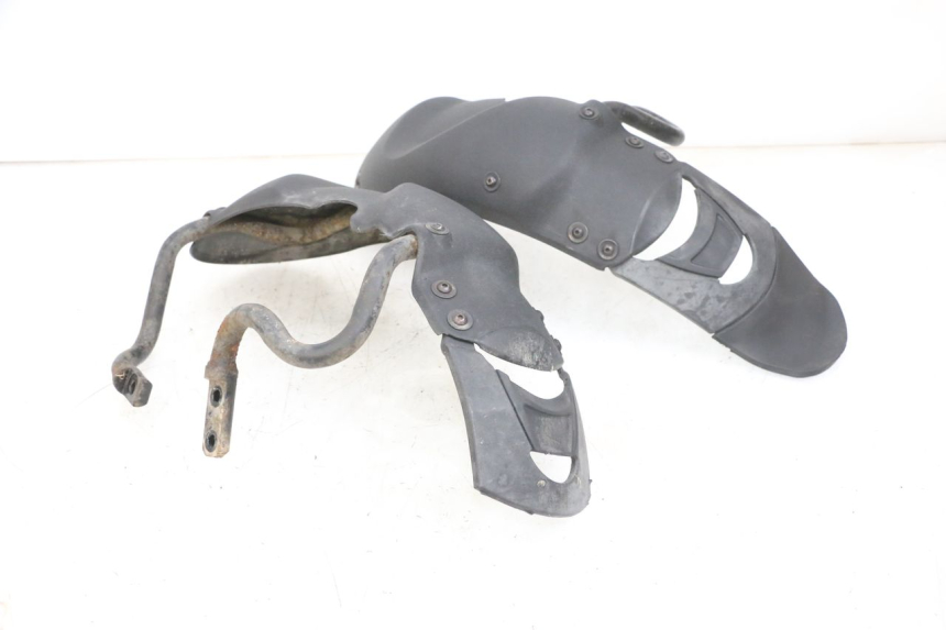 photo de VORDERRADKOTFLüGEL PIAGGIO MP3 RL 250 (2006 - 2010) - Kennzeichnungen und Originalreferenzen