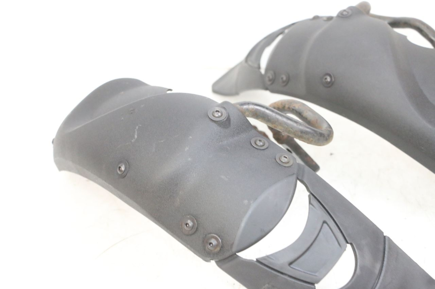 photo de VORDERRADKOTFLüGEL PIAGGIO MP3 RL 250 (2006 - 2010) - Weitere Ansicht des Artikels