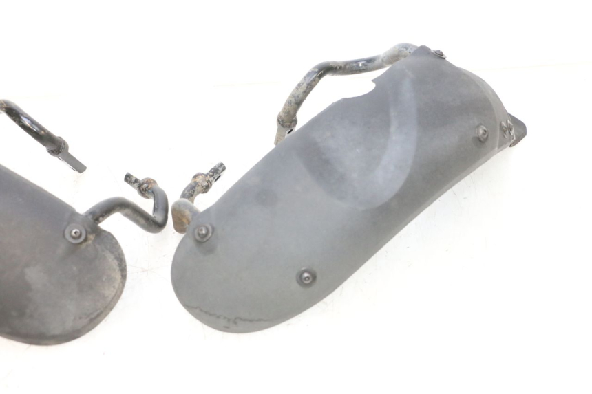 photo de VORDERRADKOTFLüGEL PIAGGIO MP3 RL 250 (2006 - 2010) - Oberflächenzustand und Material