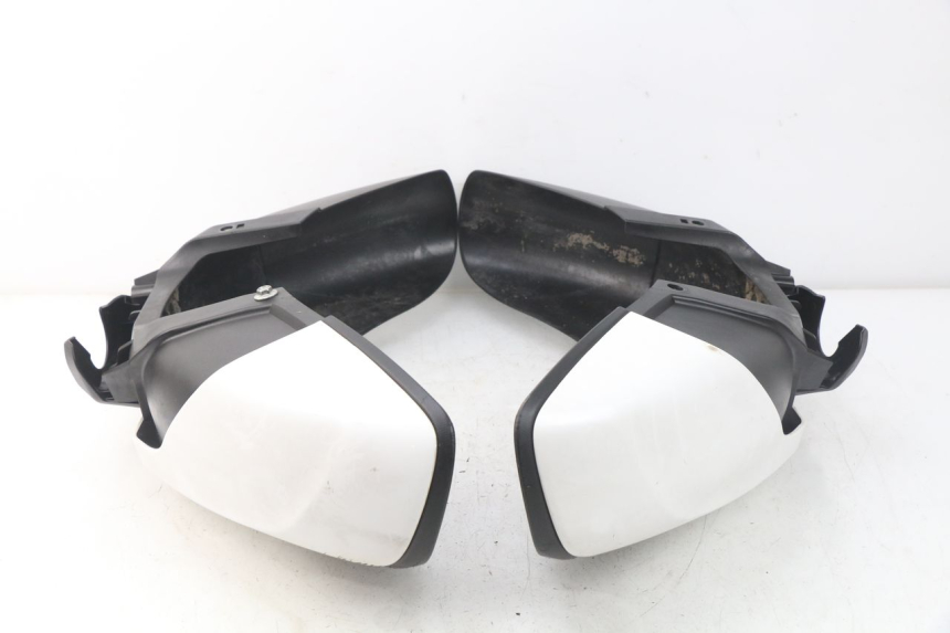 photo de KOTFLÜGEL VORNE MBK MW TRYPTIK 125 (2017 - 2022) - Charakteristische Merkmale