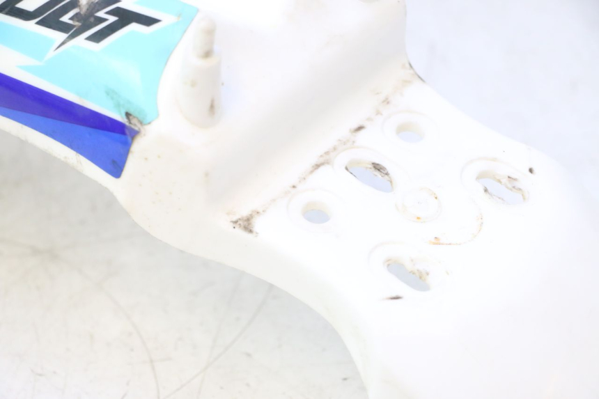 photo de KOTFLÜGEL VORNE APOLLO RFZ 140 - Details der Befestigungspunkte