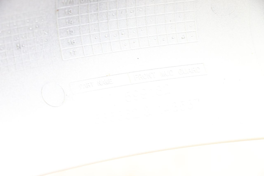 photo de KOTFLÜGEL VORNE ROYAL ENFIELD CONTINENTAL GT 650 (2019 - 2024) - Technische Nahaufnahme