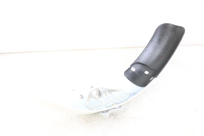 photo de KOTFLÜGEL VORNE ROYAL ENFIELD CONTINENTAL GT 650 (2019 - 2024) - Details der Befestigungspunkte