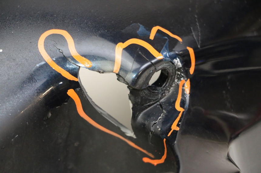 photo de KOTFLÜGEL VORNE HONDA ST PAN EUROPEAN 1300 (2002 - 2013) - Weitere Ansicht des Artikels