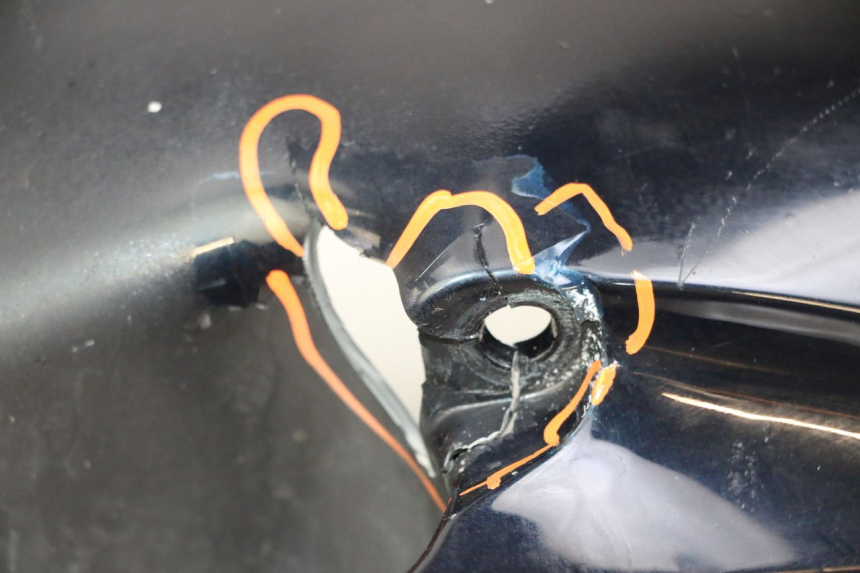 photo de KOTFLÜGEL VORNE HONDA ST PAN EUROPEAN 1300 (2002 - 2013) - Charakteristische Merkmale