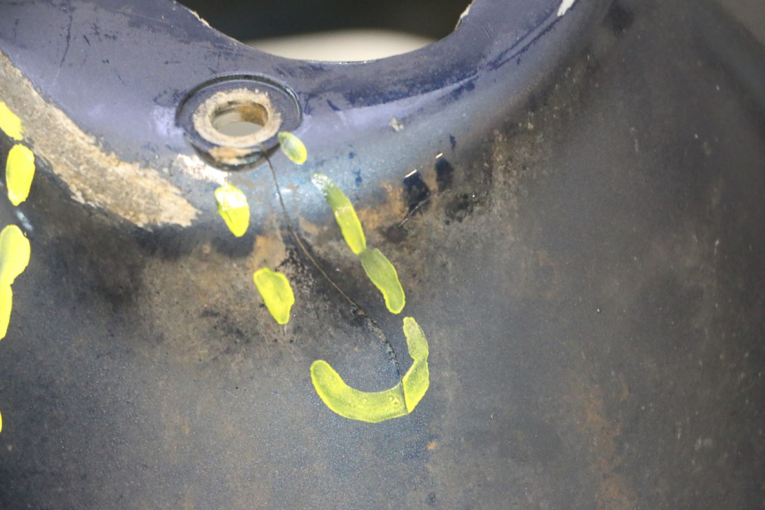 photo de KOTFLÜGEL VORNE PIAGGIO VESPA LX 2T 50 (2005 - 2013) - Details der Befestigungspunkte