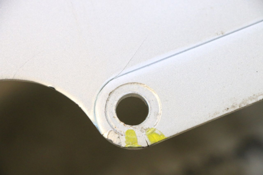 photo de KOTFLÜGEL VORNE YAMAHA XJR 1300 (1998 - 2002) - Details der Befestigungspunkte